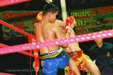 04 Thailand 2002 F1140019 Bangkok Boxkampf_478